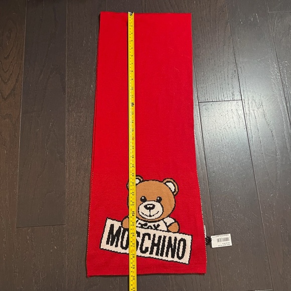 BNWT Moschino teddy bear red wool scarf M1857 unisex made in Italy - Picture 6 of 7